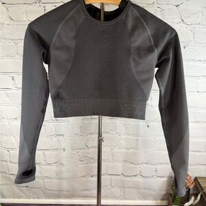 ECHT Arise Ignite Athletic Cropped Top Charcoal Women's Workout Top